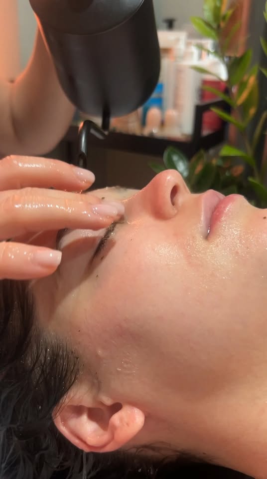 Ritual de îngrijire Lia L Head Spa
